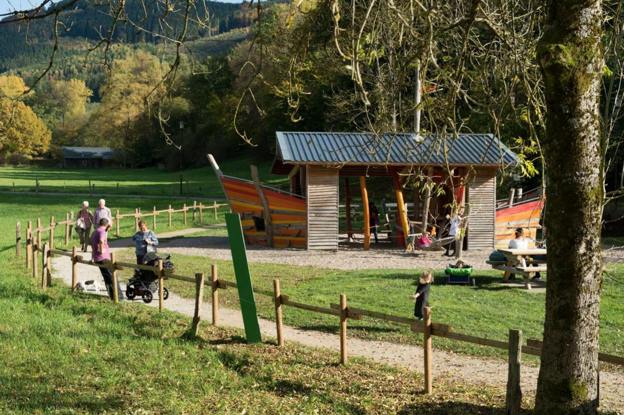 Ferienwohnung Saalhausen Sauerland Ленещат Екстериор снимка